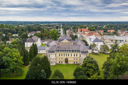 Aerial photo of  beautiful Batthyany castle, Kormend-stock-foto