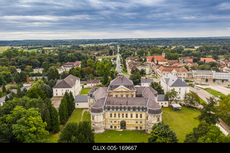 Aerial photo of  beautiful Batthyany castle, Kormend-stock-foto