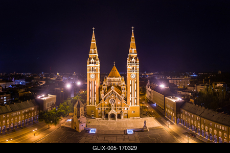 aerial photo of  beautiful Cathedral of Szeged at night-stock-foto