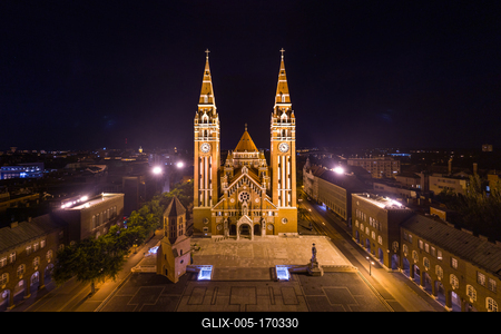 aerial photo of  beautiful Cathedral of Szeged at night-stock-foto