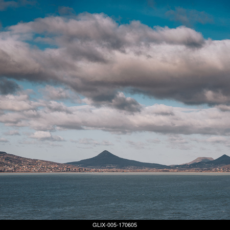 Lake Balaton with Badacsony hill and cloudy sky-stock-foto
