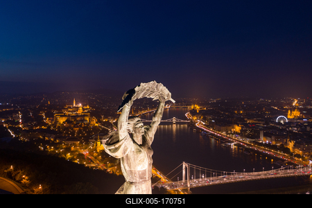 Budapest, Hungary - Aerial view of the Statue of Liberty-stock-foto