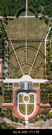 Top down view of beautiful Eszterhazy Castle in Fertod, Hungary-stock-foto
