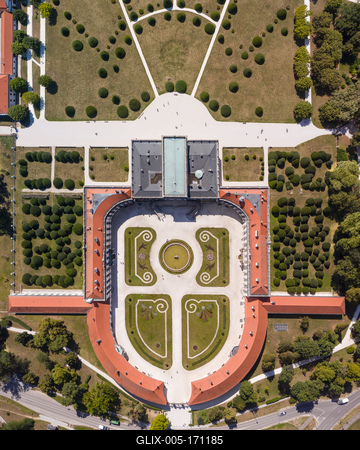 Top down view of beautiful Eszterhazy Castle in Fertod, Hungary-stock-foto