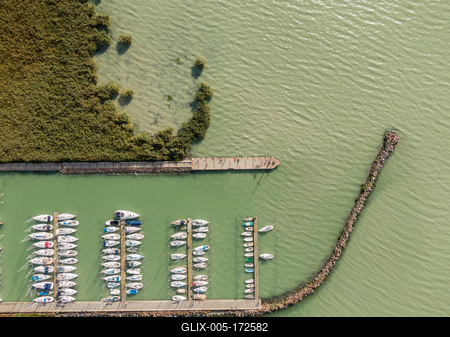 yacht harbour in Szigliget, Lake Balaton-stock-foto