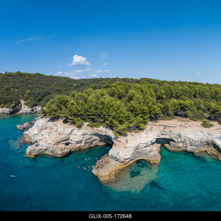 Aerial view of Rocky beach near Pula, Croatia-stock-foto