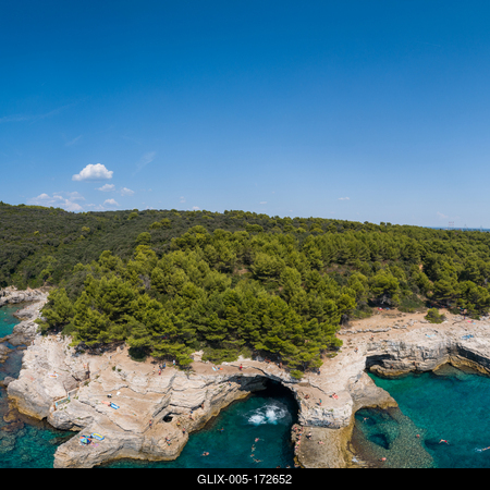Aerial view of Rocky beach near Pula, Croatia-stock-foto