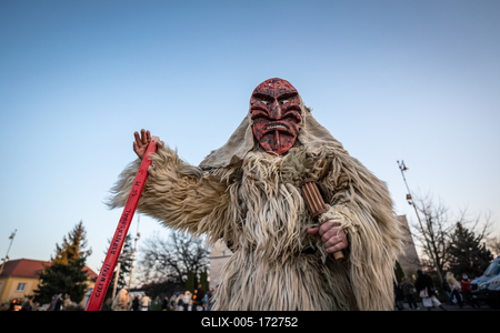 MOHACS, HUNGARY - FEBRUARY 14: Unidentified person wearing mask for spring greetings. In this year during the COVID pandemic the public Busojaras event was cancelled. February 14, 2021 in Mohacs, Hungary.-stock-foto