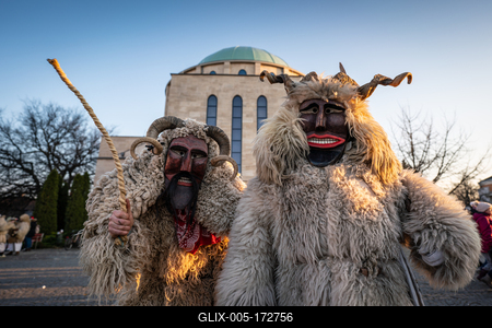 MOHACS, HUNGARY - FEBRUARY 14: Unidentified person wearing mask for spring greetings. In this year during the COVID pandemic the public Busojaras event was cancelled. February 14, 2021 in Mohacs, Hungary.-stock-foto