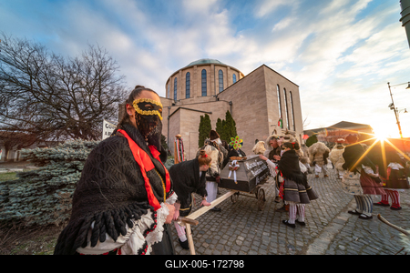 MOHACS, HUNGARY - FEBRUARY 16: Unidentified person wearing mask in Busojaras. In this year during the COVID pandemic the public Busojaras event was cancelled. February 16, 2021 in Mohacs, Hungary.-stock-foto