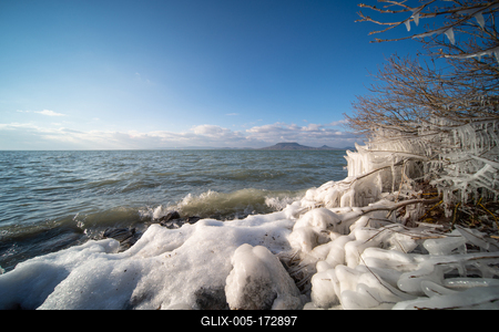 Beautiful frozen Lake Balaton with steel steps-stock-foto