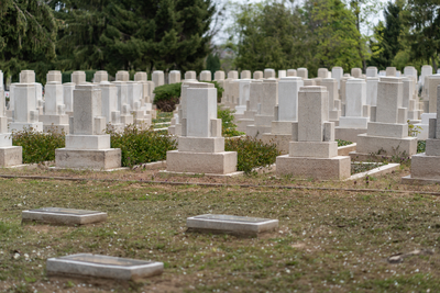 Many tombs in rows, Russian graves on military  cemetery-stock-foto