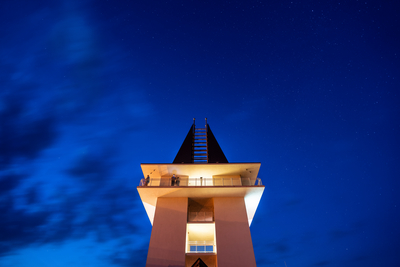 tower in Poroszlo with night sky-stock-foto