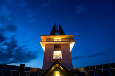 tower in Poroszlo with night sky-stock-foto