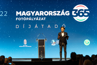 BUDAPEST - DECEMBER 1: Magyarorszag 365 photo contest award ceremony at Eiffel Muhelyhaz, Budapest on 1 December 2022 in Budapest, Hungary.-stock-foto