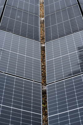 solar panels for alternative energy-stock-foto