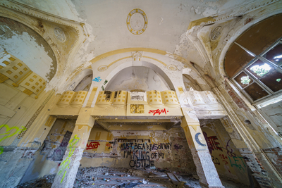 Abandoned army fort in Hajmasker, Hungary-stock-foto