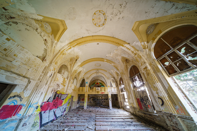 Abandoned army fort in Hajmasker, Hungary-stock-foto