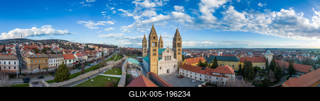 Pecs, Szekesegyhaz. bird eye view-stock-foto