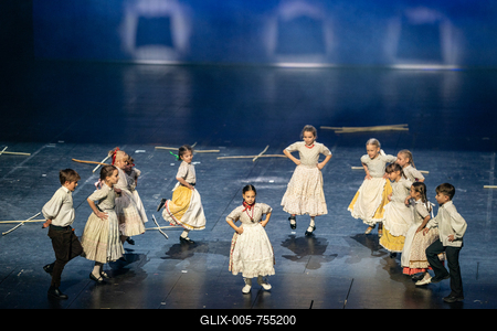 BUDAPEST, HUNGARY - JAN 12: Dancers from Bartók Műhely tánccsoport are featured in  Nemzeti Szinhaz. Jan 12, 2026 in Budapest Hungary-stock-foto