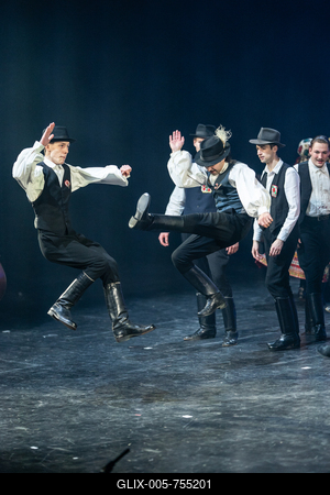 BUDAPEST, HUNGARY - JAN 12: Dancers from Bartók Műhely tánccsoport are featured in  Nemzeti Szinhaz. Jan 12, 2026 in Budapest Hungary-stock-foto