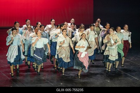 BUDAPEST, HUNGARY - JAN 12: Dancers from Bartók Műhely tánccsoport are featured in  Nemzeti Szinhaz. Jan 12, 2026 in Budapest Hungary-stock-foto