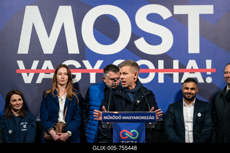 Pecs, Hungary - March 07, 2026: Hungarian politician Peter Magyar leader of the Hungarian opposition and Tisza party giving a speech-stock-foto