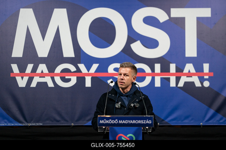 Pecs, Hungary - March 07, 2026: Hungarian politician Peter Magyar leader of the Hungarian opposition and Tisza party giving a speech-stock-foto