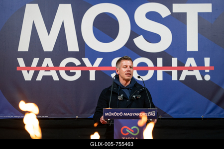 Pecs, Hungary - March 07, 2026: Hungarian politician Peter Magyar leader of the Hungarian opposition and Tisza party giving a speech-stock-foto