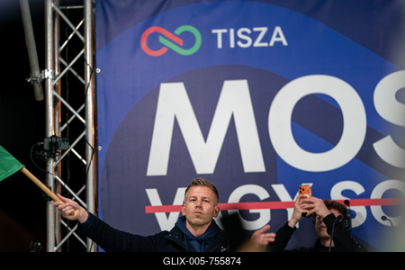 Pecs, Hungary - March 07, 2026: Hungarian politician Peter Magyar leader of the Hungarian opposition and Tisza party giving a speech-stock-foto