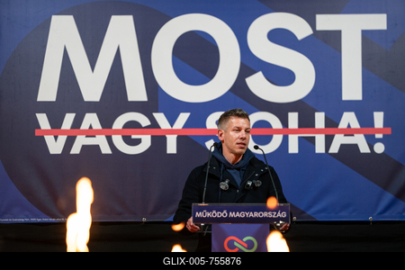 Pecs, Hungary - March 07, 2026: Hungarian politician Peter Magyar leader of the Hungarian opposition and Tisza party giving a speech-stock-foto
