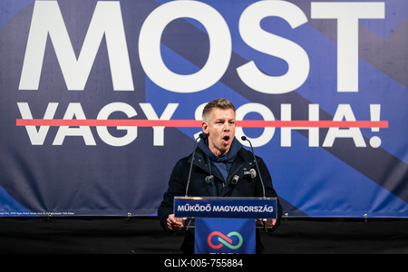 Pecs, Hungary - March 07, 2026: Hungarian politician Peter Magyar leader of the Hungarian opposition and Tisza party giving a speech-stock-foto