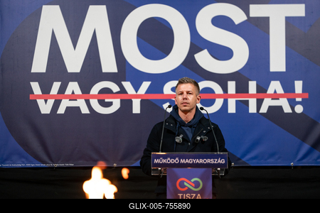 Pecs, Hungary - March 07, 2026: Hungarian politician Peter Magyar leader of the Hungarian opposition and Tisza party giving a speech-stock-foto