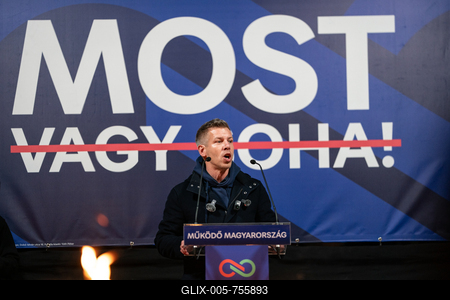 Pecs, Hungary - March 07, 2026: Hungarian politician Peter Magyar leader of the Hungarian opposition and Tisza party giving a speech-stock-foto