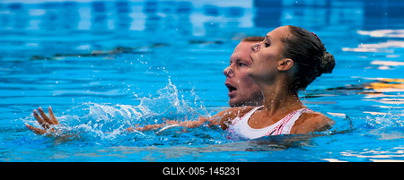 FINA Vizes Masters VB Budapest, 2017, VárosligetFina World Masters ChampionshipsSzinkronúszás DuóRadványi Dóra, Goschy Miklós, Synus SC-stock-foto