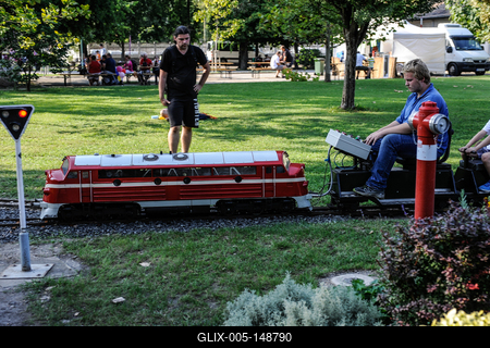 150 éves a MÁV,  Nemzetközi Jármûparádé a Vasúttörténeti Parkban,   2018. szeptember 8-án és 9-én többtonnás vasparipák mutatkoztak be és versenyeztek egymással a Vasúttörténeti Parkban-stock-foto