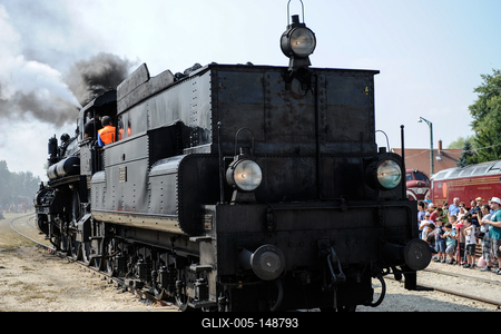 150 éves a MÁV,  Nemzetközi Jármûparádé a Vasúttörténeti Parkban,   2018. szeptember 8-án és 9-én többtonnás vasparipák mutatkoztak be és versenyeztek egymással a Vasúttörténeti Parkban-stock-foto