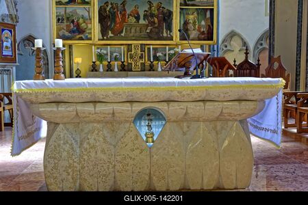 Budapest-Belvárosi Nagyboldogasszony Főplébánia-templom-stock-foto