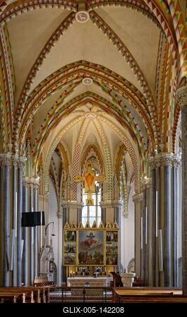 Budapest-Belvárosi Nagyboldogasszony Főplébánia-templom-stock-foto