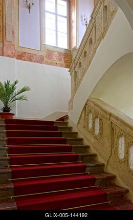 Hajósi érseki barokk kastély lépcsőháza-stock-foto