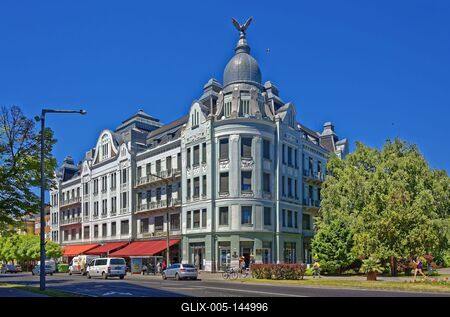 Nyíregyháza, Takarékpalota késő eklektikus stílusban 1912-stock-foto