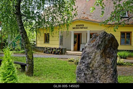 Nyíregyháza, Sóstó Múzeumfalu-stock-foto
