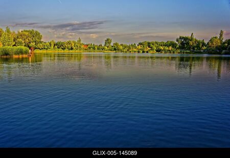Nyíregyháza, naplemente a Sóstónál-stock-foto