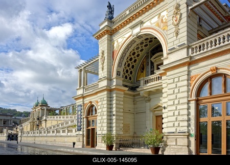 Várkert Bazár kapu díszítésekkel-stock-foto