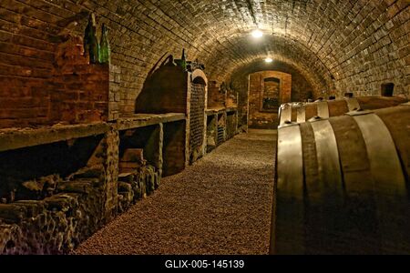 Kovács borház borpincéje Hajós településen-stock-foto