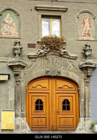 Díszes barokk kapu, Kismarton-stock-foto