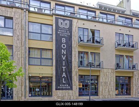 Bonvital Wellness & Gastro Hotel Hévíz, bejárat-stock-foto