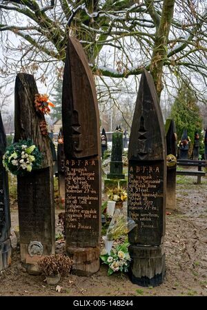 Szatmárcseke, három csónakos fejfák-stock-foto