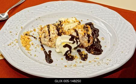 Somlói galuska újragondólva-stock-foto