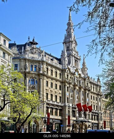 New York Palace hotel, kávéház Budapesten, külső nézett-stock-foto